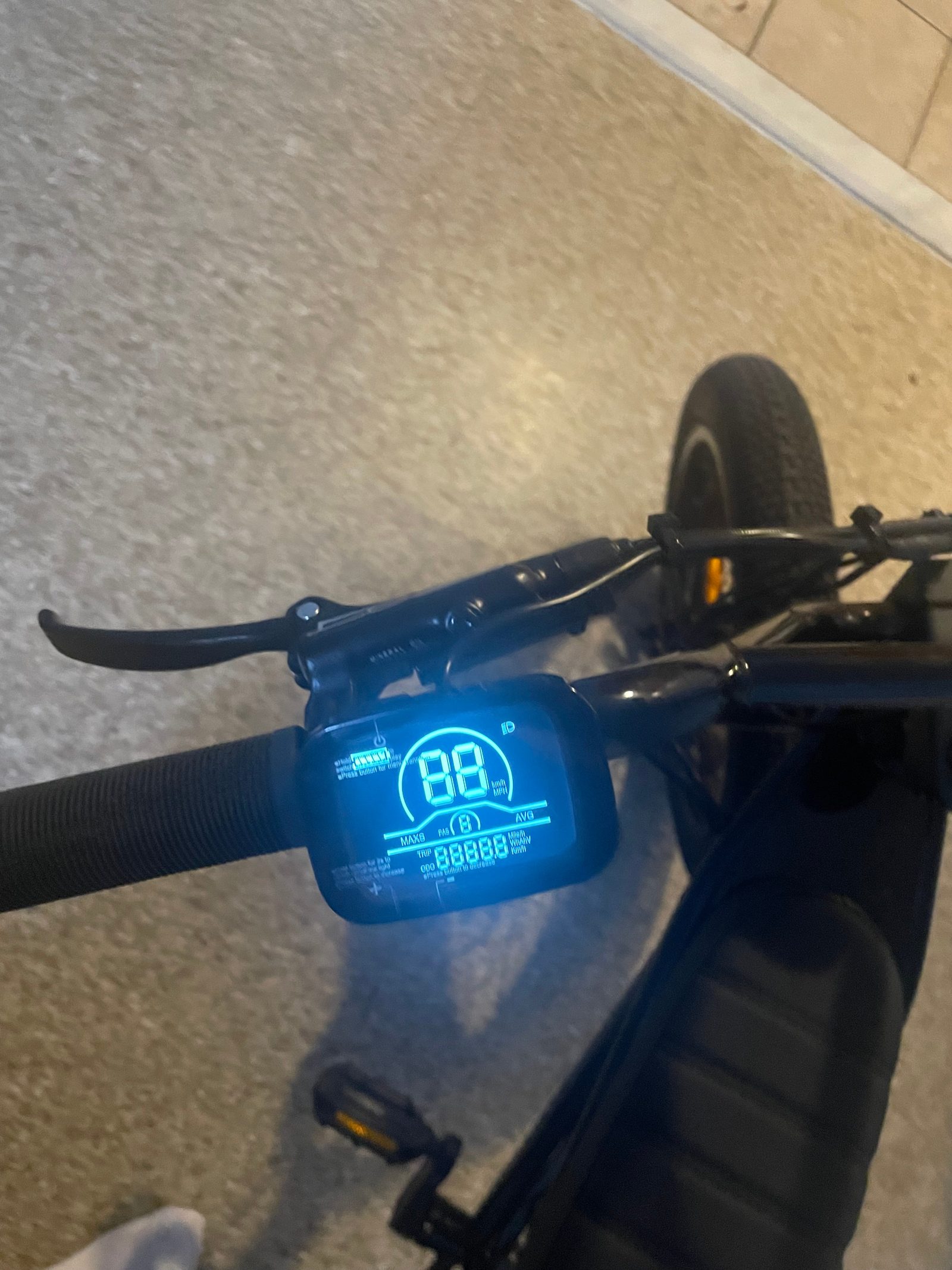 ZOOZ Ultra Ripster 2024 Electric Bike – Like New — photo 6