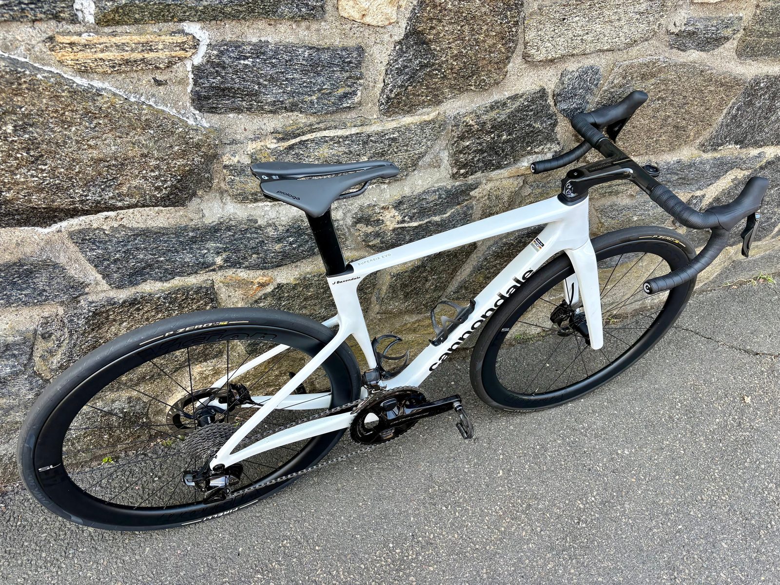 2026 Cdale SuperSix Evo Hi Mod White with Dura Ace (4 mos old) — photo 2