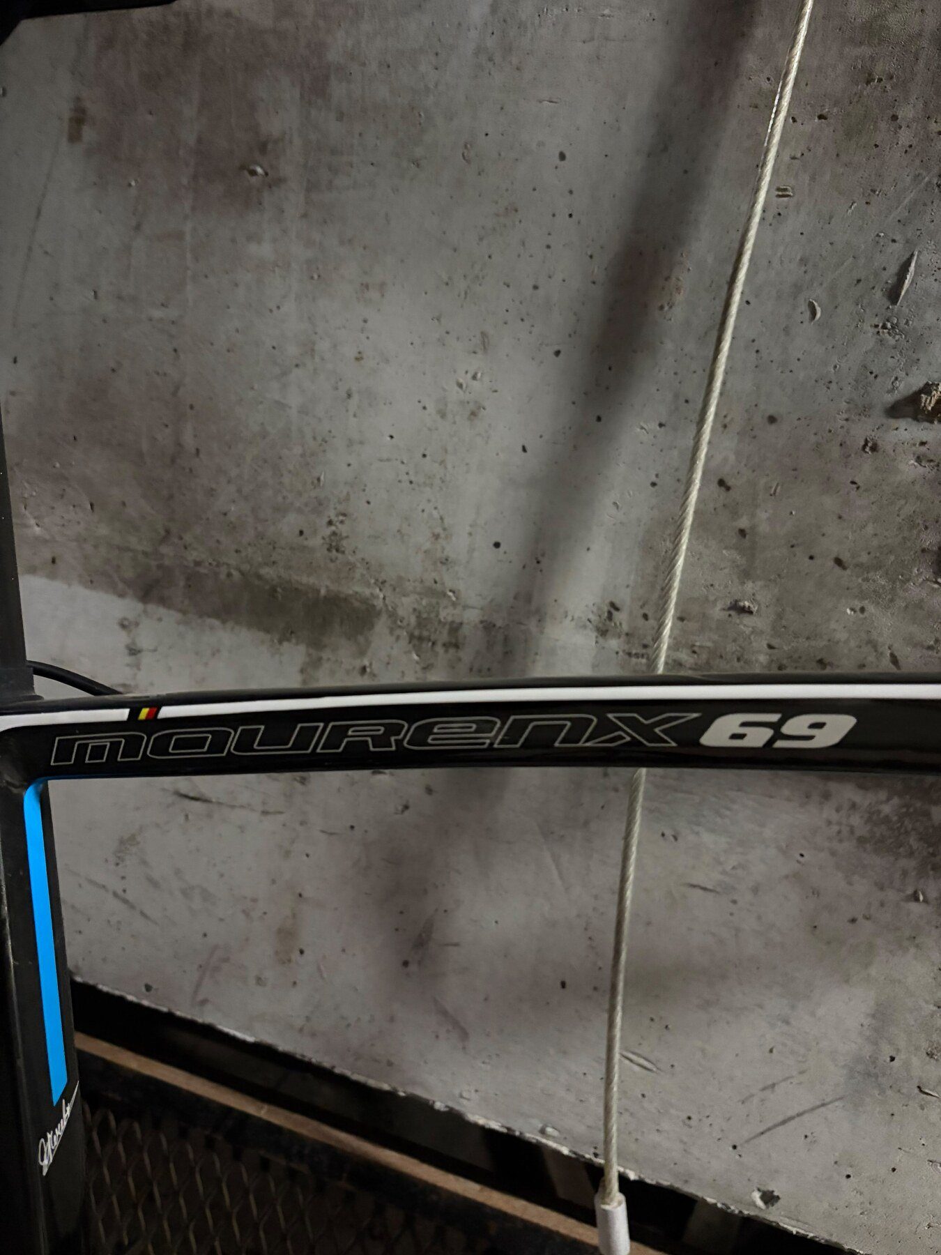 Eddy Merckx Mourenx 69 Carbon Road Bike - Shimano Ultegra — photo 3
