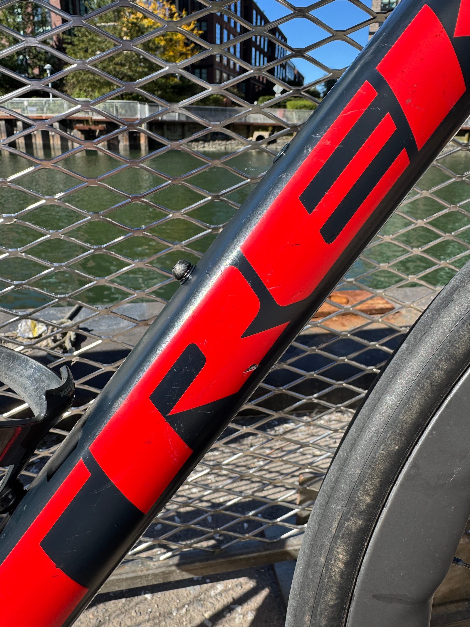2023 Trek Checkpoint ALR5 - 58cm (Gen 1) — photo 2