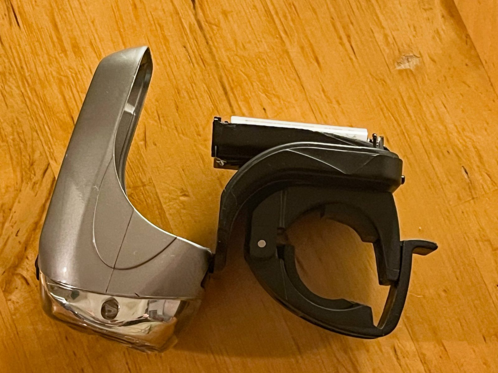 Serfas SHL-01, 6 LED front bicycle light — photo 3