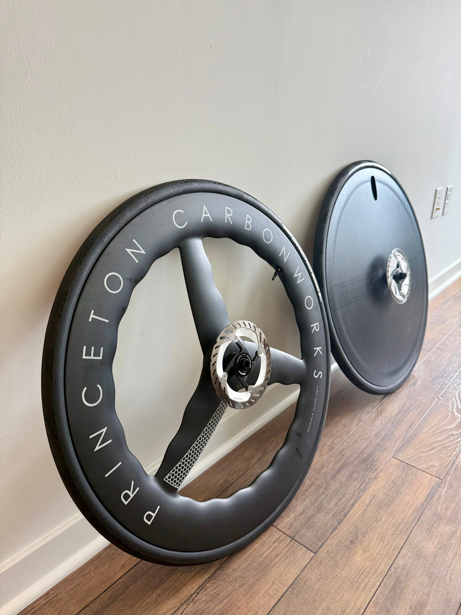 Princeton Carbonworks 7580 TSV2 + Blur 633 v2 Disc - TT Wheelset — photo 2