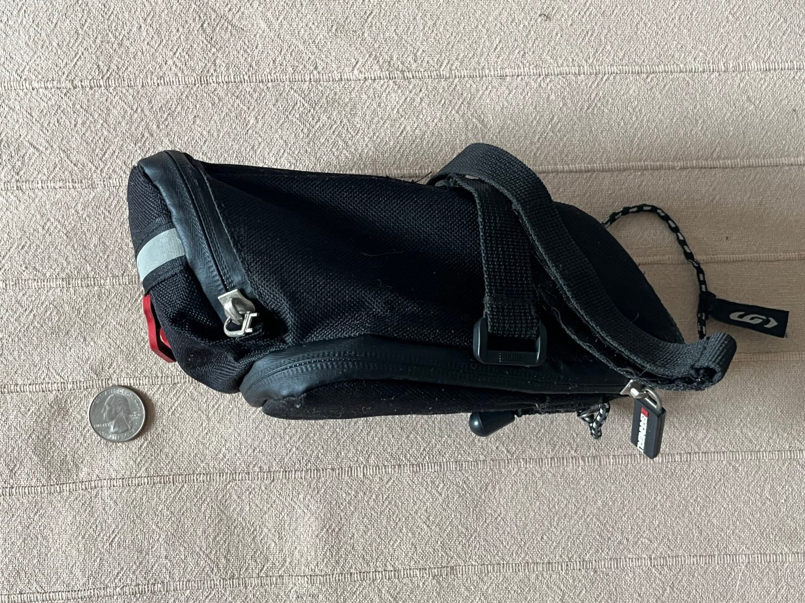 Louis Garneau Aero Mini Bag Road Bike Saddle Bag Cycling Bike Black