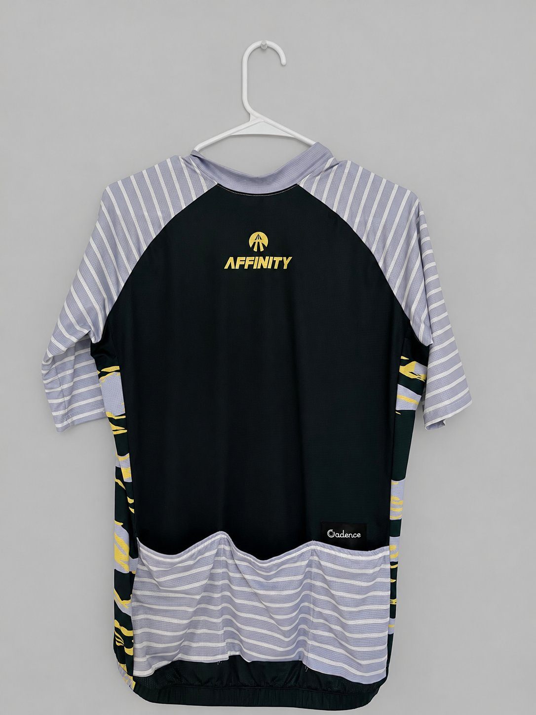 Cadence Affinity Cycling Jersey XL Camo Striped Black Yellow — photo 2