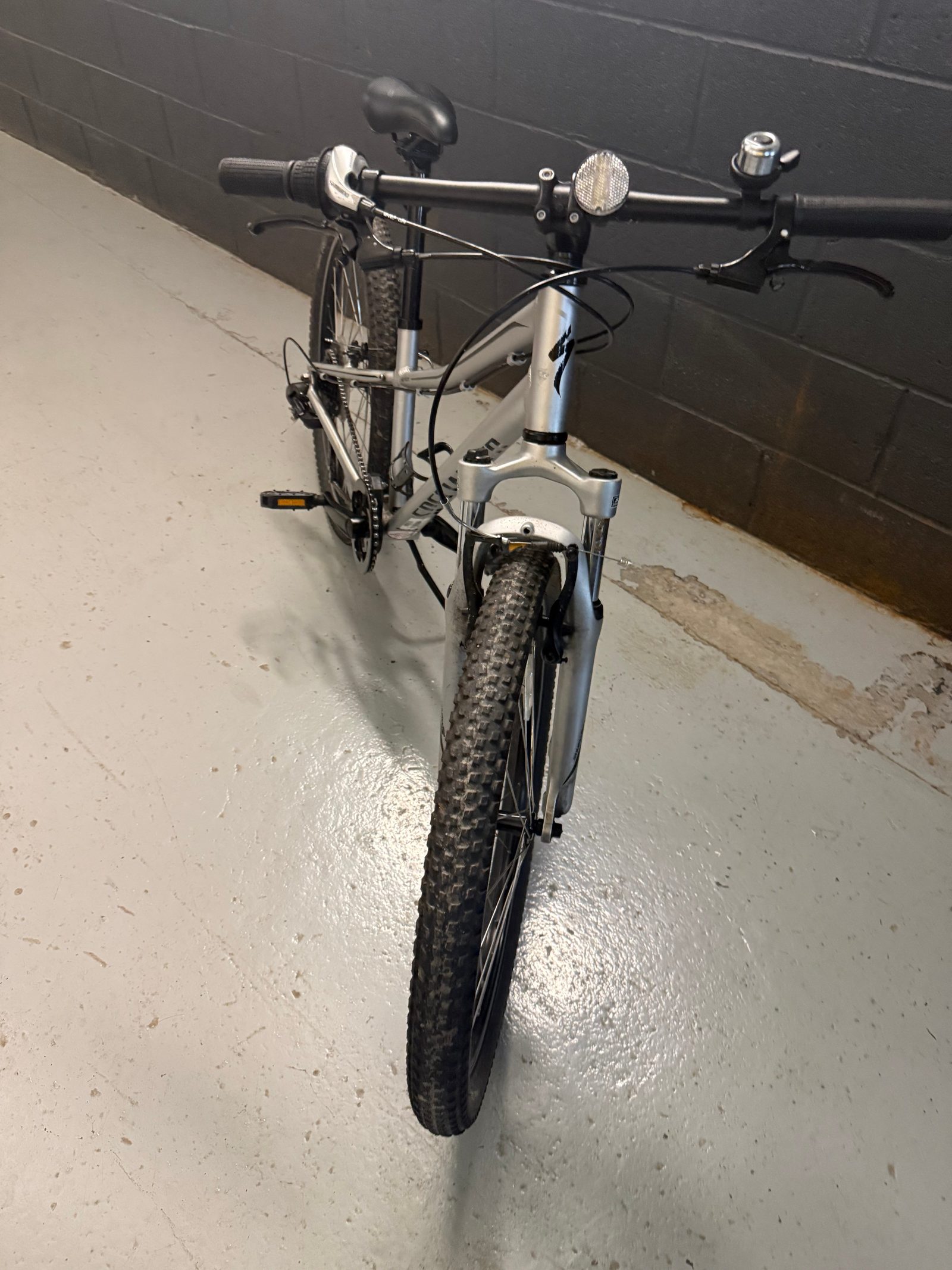 Specialized Hotrock 24” Kids Bike — photo 6