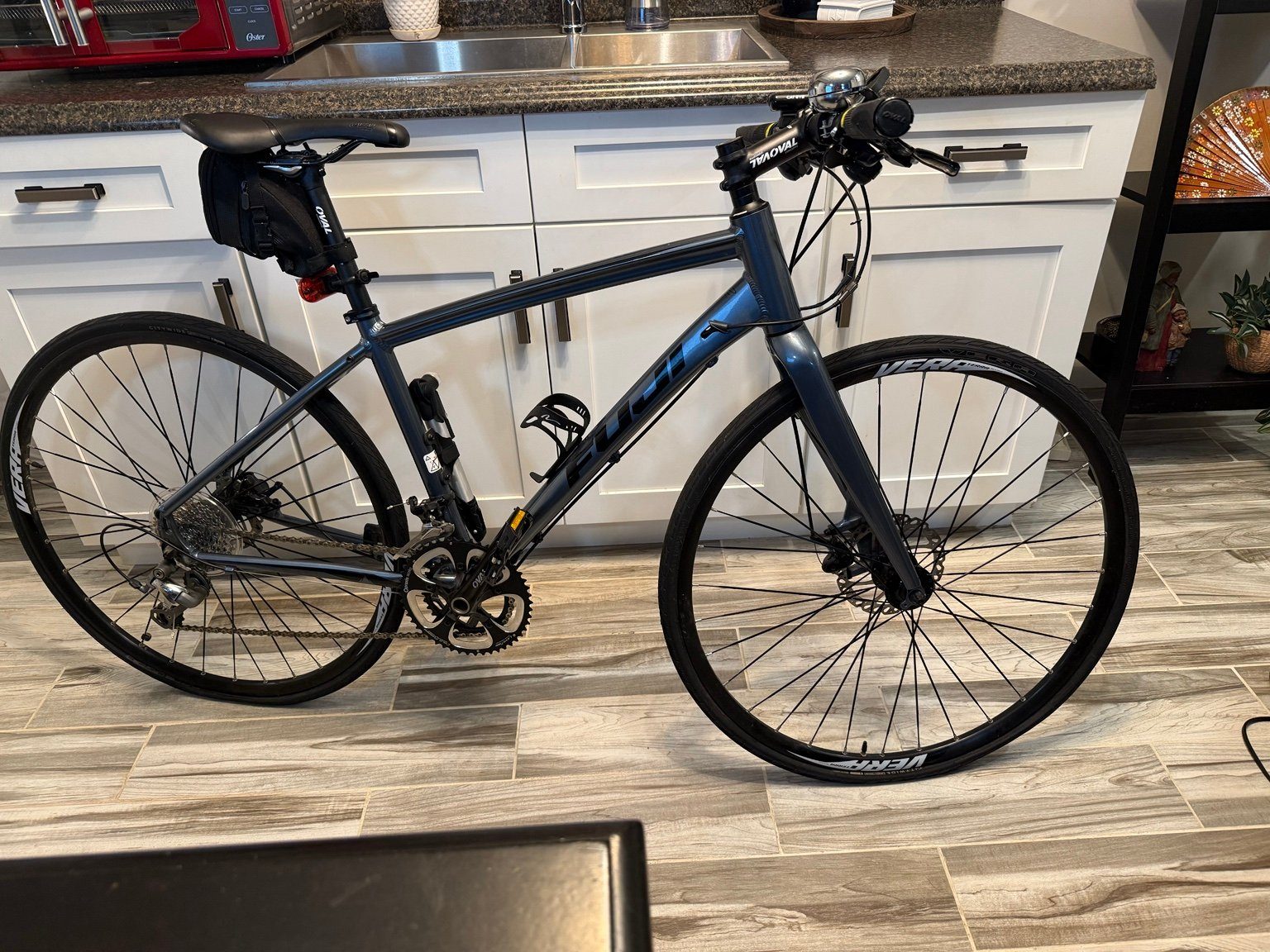 Fuji Absolute 1.3 Hybrid Bike - 17" S/M - Excellent Condition + Accessories