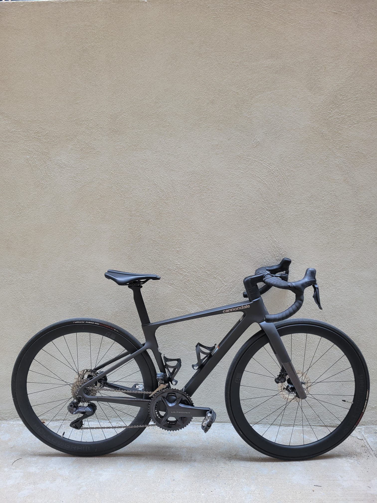 Cannondale SuperSix EVO 2 (Size 44) – Ultegra Di2 w/ HollowGram Carbon Wheels
