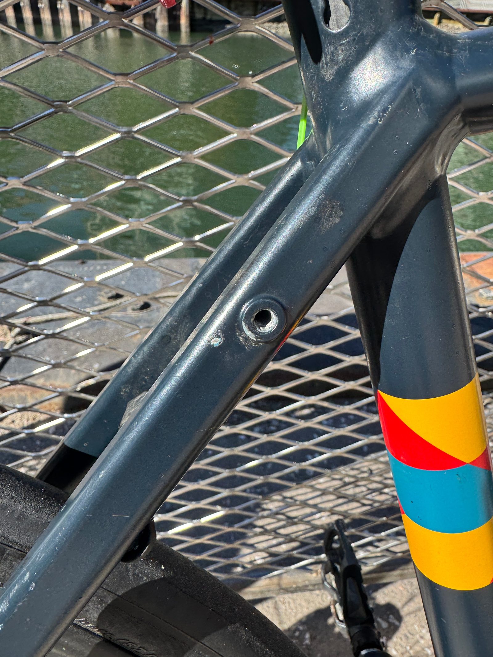 2023 Trek Checkpoint ALR5 - 58cm (Gen 1) — photo 3