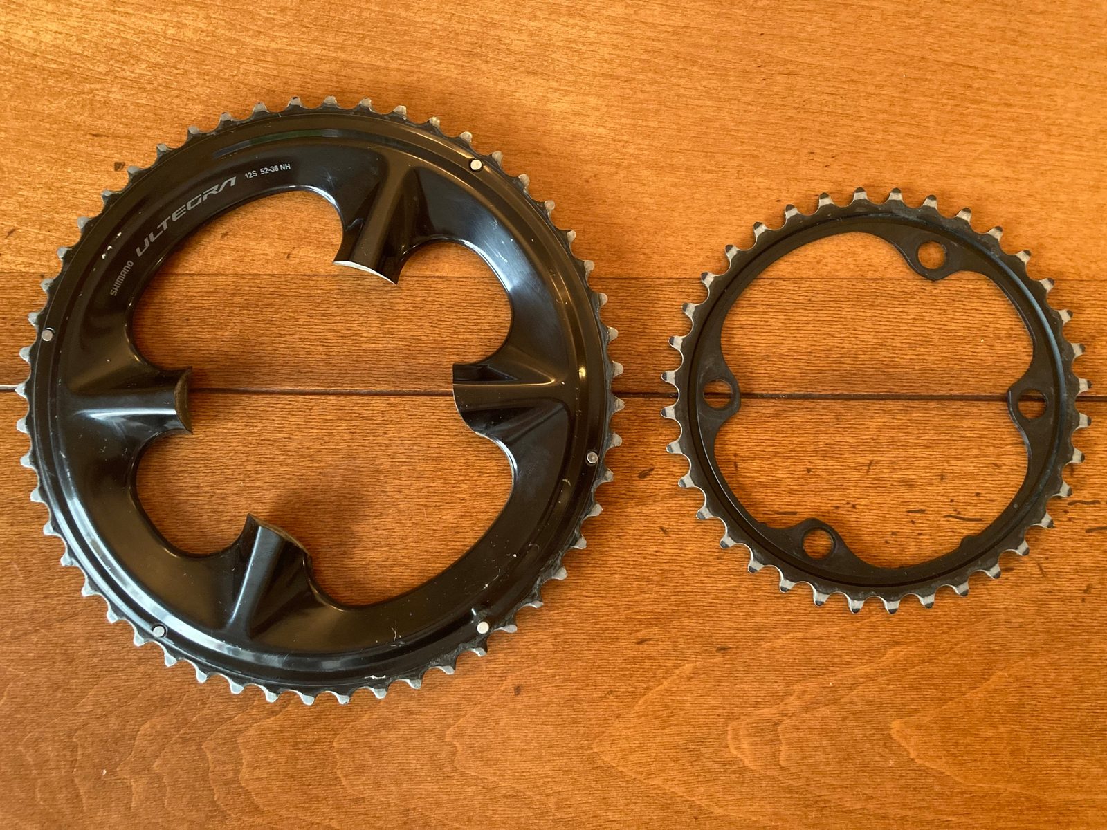 Ultegra 12-speed chainrings 52/36
