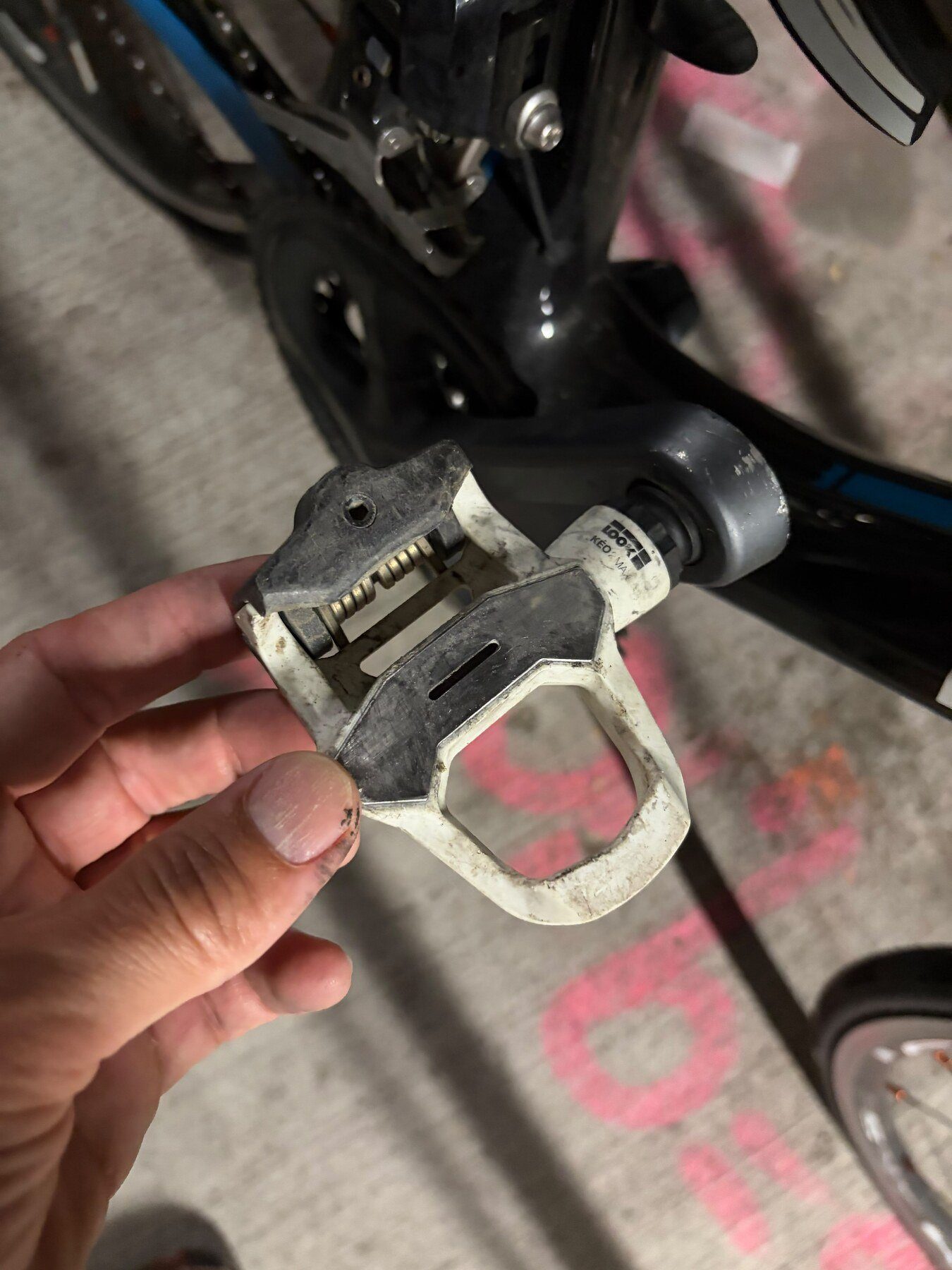 Eddy Merckx Mourenx 69 Carbon Road Bike - Shimano Ultegra — photo 5