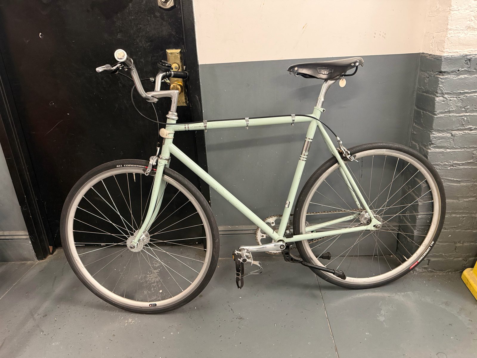 Fuji Feather single-speed bicycle — photo 5