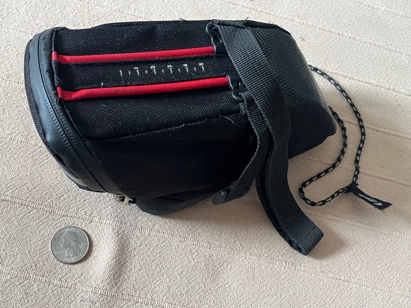 Louis Garneau Aero Mini Bag Road Bike Saddle Bag Cycling Bike Black — photo 2