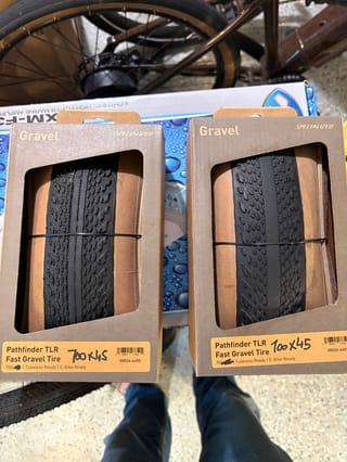 Specialized Pathfinder TLR 700x45 gravel tires (pair)