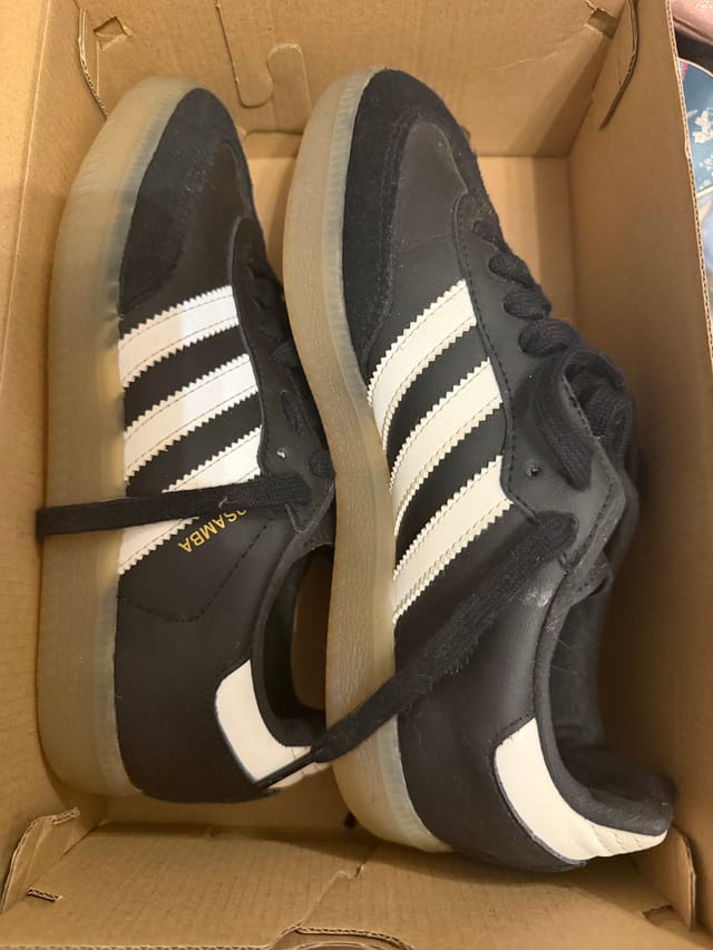 Adidas VeloSambas Classic black size M5/W7