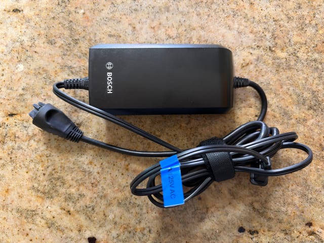 Bosch Compact Charger